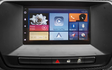 Camioneta Ambacar Great Wall Wingle S con radio multimedia