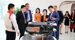 Embajador de Tailandia y su delegación en la planta inteligente de Great Wall Motors