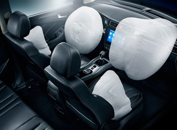 SUV Ambacar Glory 580 pro seguridad pasiva con 4 airbags