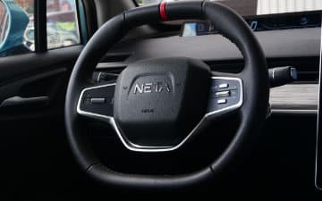 Neta V volante deportivo
